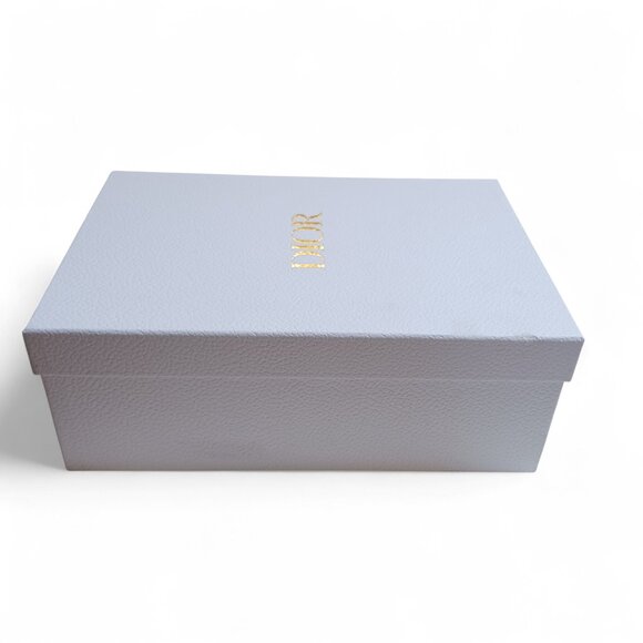 Authentic Dior White Shoe Box w/ Tissue Paper, Card & Cloth Satchel  12" x 8" - Picture 2 of 16